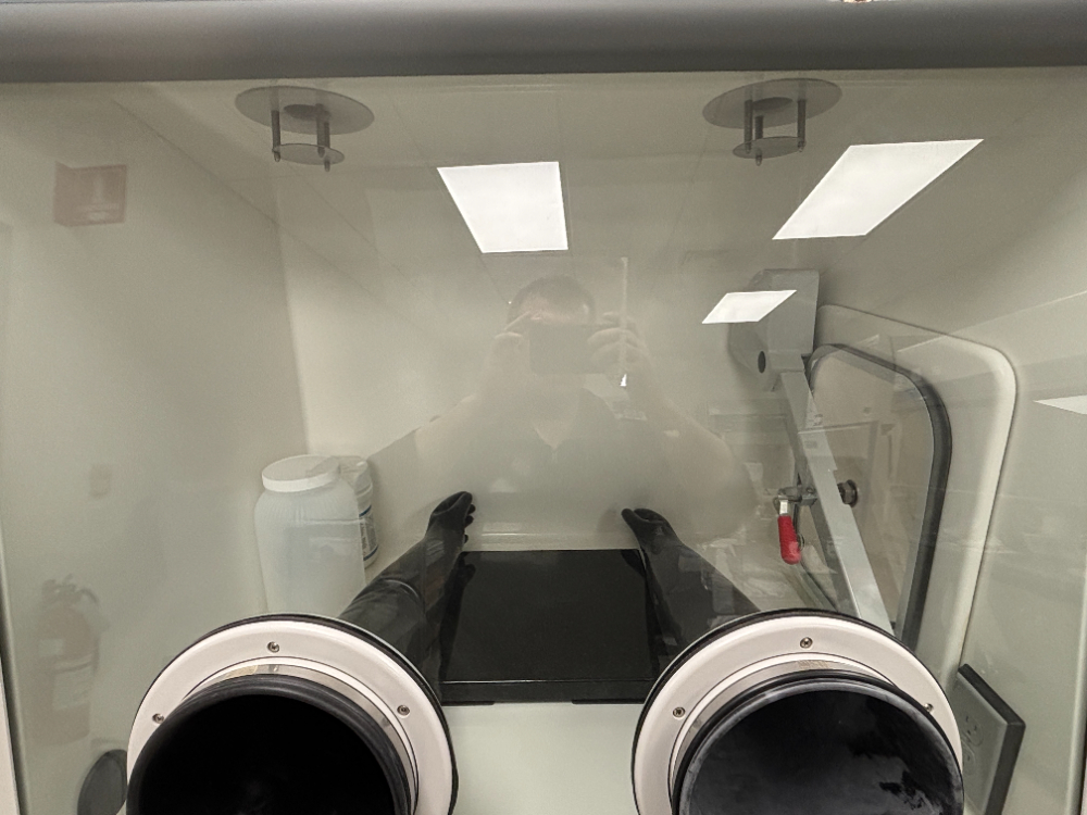 Image of Labconco HEPA-Filtered Glove Box